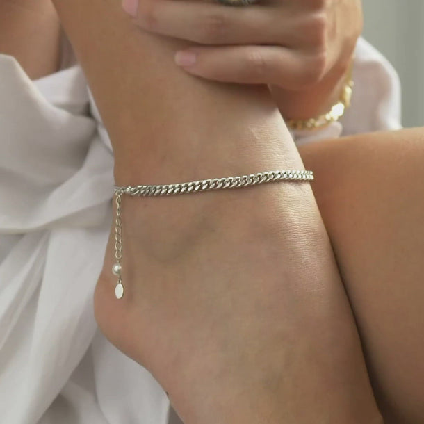 curb chain anklet with pearl in Silver by Scream Pretty
