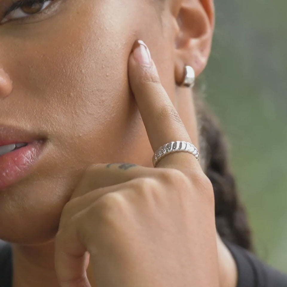 Chunky twist ring in silver by Scream Pretty